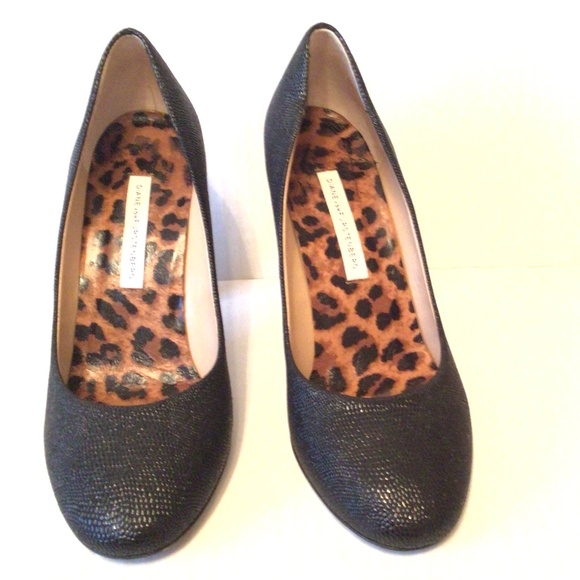 Diane von Furstenberg Black Classic Pumps Size7 - Picture 2 of 7